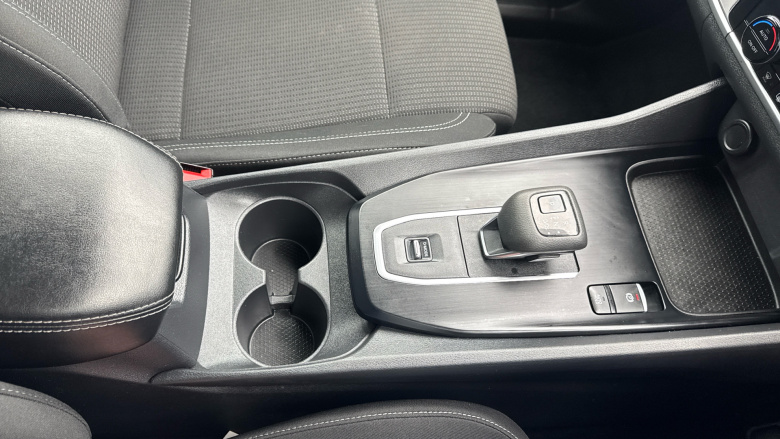 Nissan Qashqai 1.3 DiG-T MH 158 Acenta Premium 5dr Xtronic Petrol Hatchback